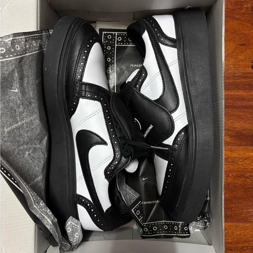 Nike Kwando 1
